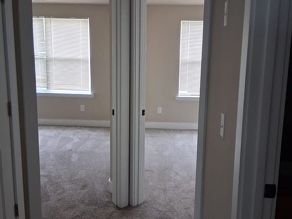 5th image of 251 Nancy St Unit B