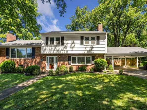 1100 Maple Ave E, Vienna, VA 22180