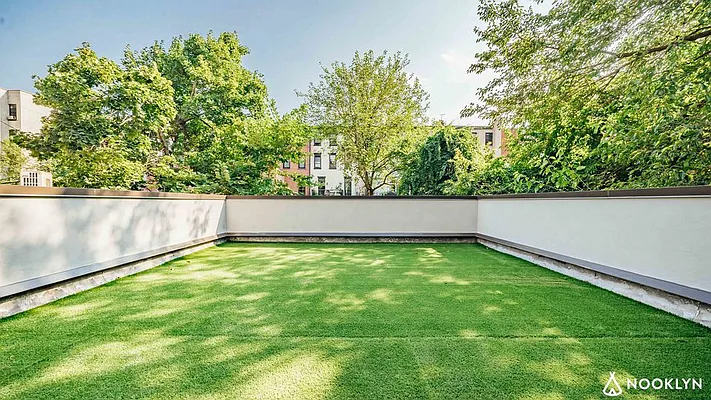 Rented by Nooklyn NYC LLC | media 24