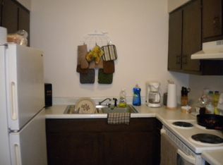 7203 Yorktown Rd APT 4, Louisville, KY 40214