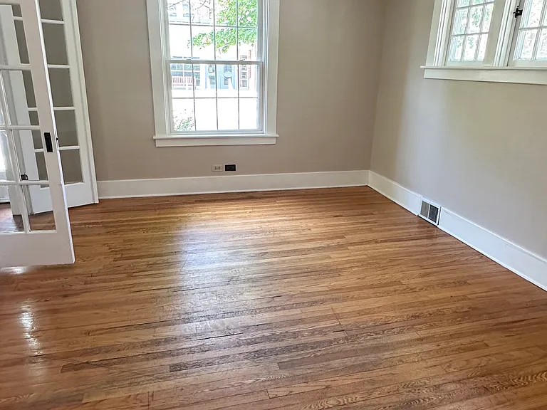 14 N Grove St — Photo 5