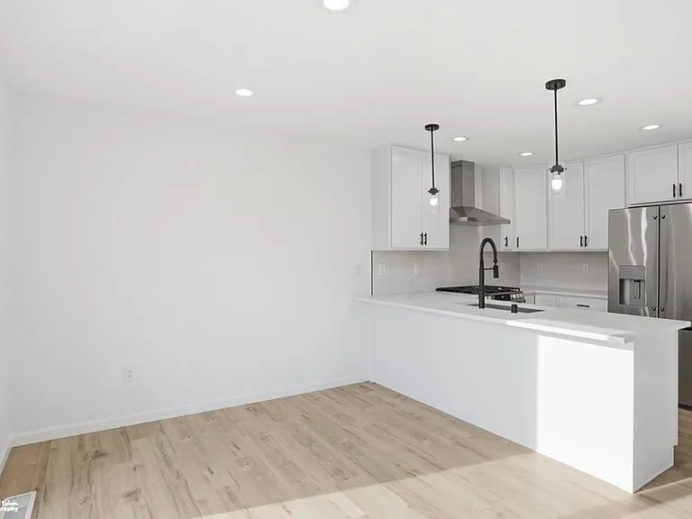 336 W Ashbrook Dr — Photo 26