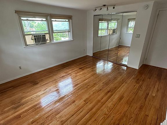 5th image of 18 Norman Dr