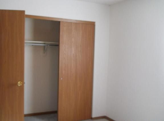 3rd image of 7918 Barkwood Dr