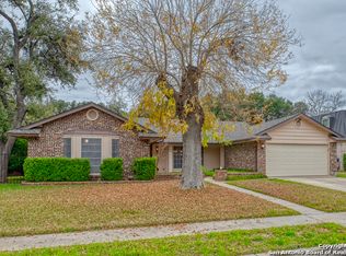 910 Fabulous Dr, San Antonio, TX 78213