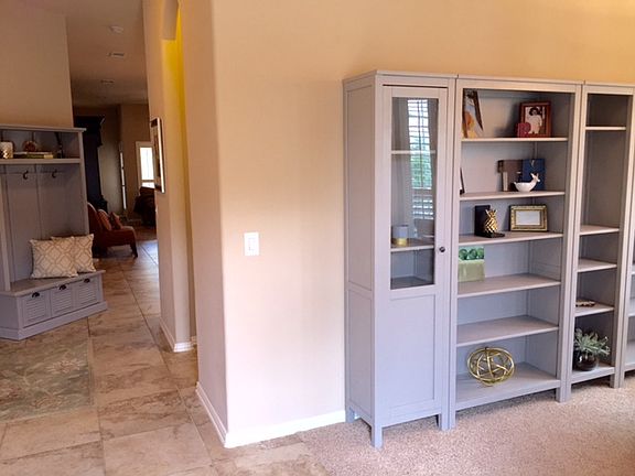 4th image of 9304 Caliente Dr