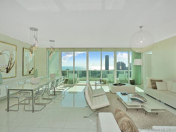 5th image of 20155 NE 38th Ct APT 1903