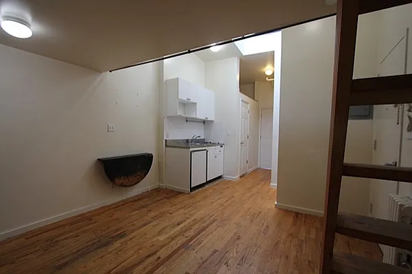 Rented by Natural Habitat Realty | media 12