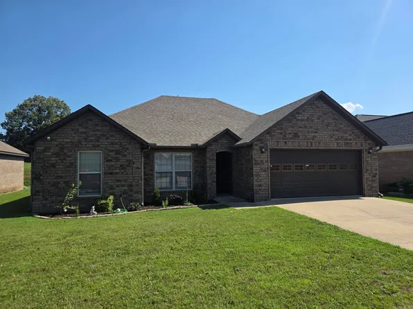 1005 Ryan Ln, Paragould, AR 72450
