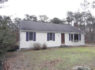 46 Wager Ln, South Dennis, MA 02660