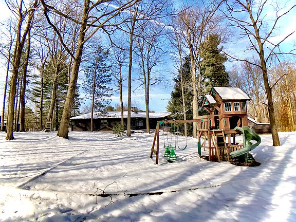 5th image of 78 Paw Paw Lake Dr