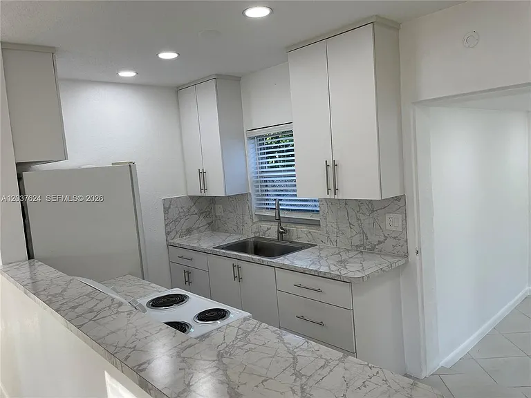 1501 NE 173rd St — Photo 5