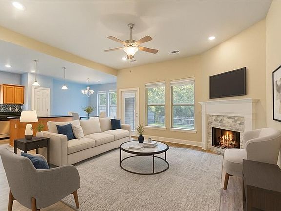 4th image of 27366 Deborah Dr