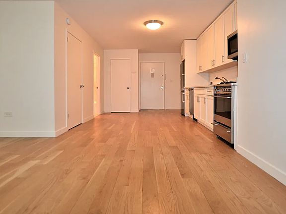 4th image of 145 4th Ave APT 9B