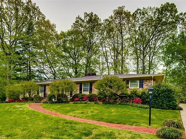640 Hemlock Dr, Asheboro, NC 27205