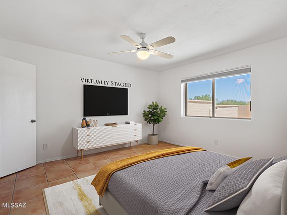 5th image of 1216 N Westervelt Ave