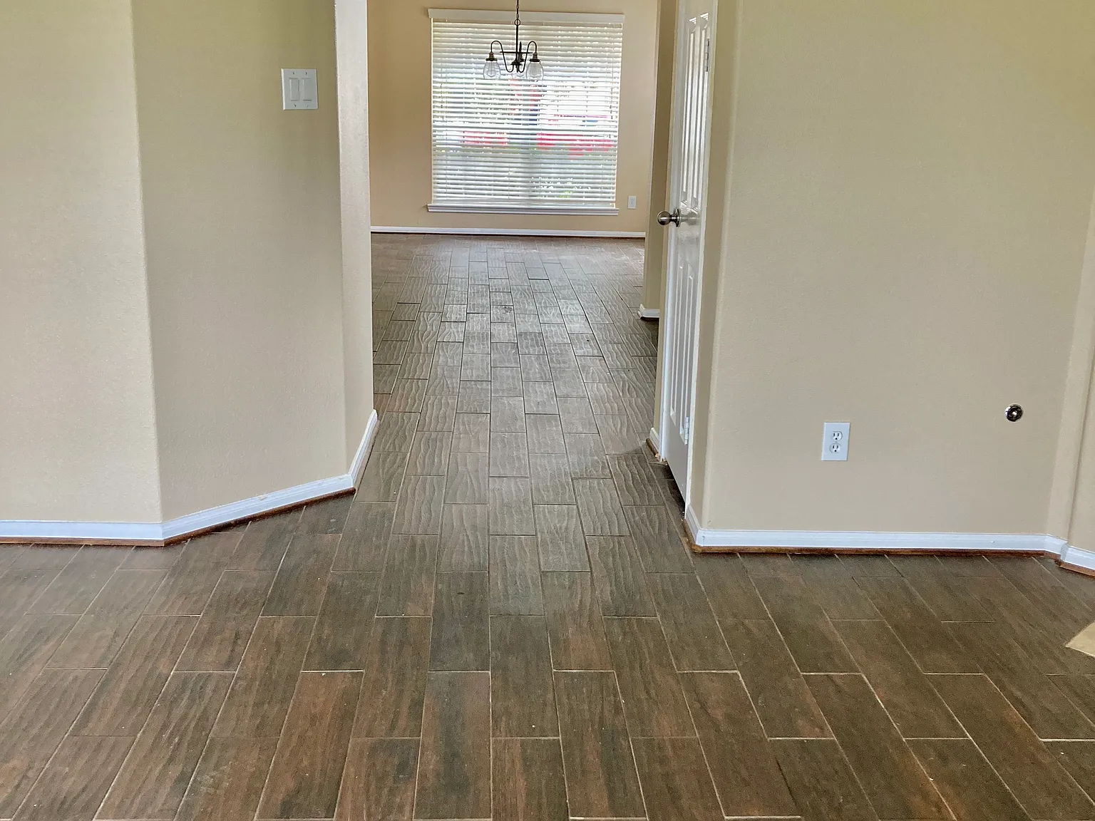 6825 Ridgewood Lane — Photo 3