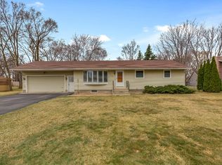 855 Vernon Ave NW, Elk River, MN 55330