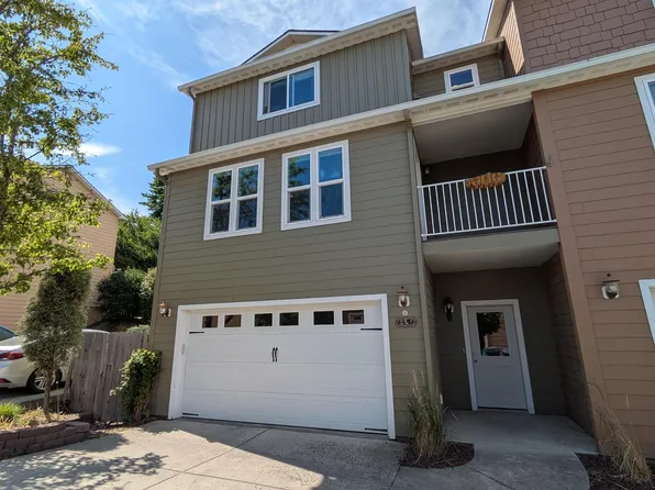 1351 Bristol Rd, Moscow, ID 83843