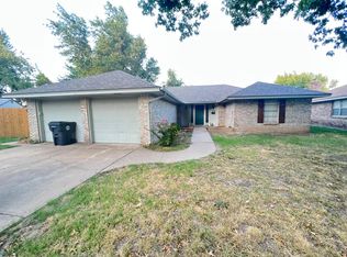 3136 N Divis Ave, Bethany, OK 73008