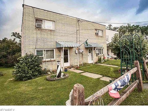 5th image of 348 Woodvue Ln