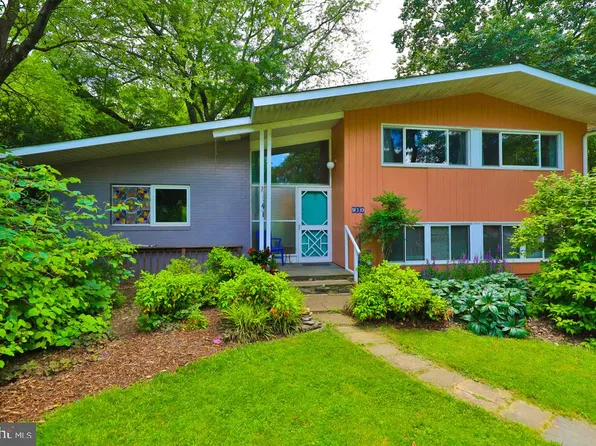 910 Bent Ln, Erdenheim, PA 19038