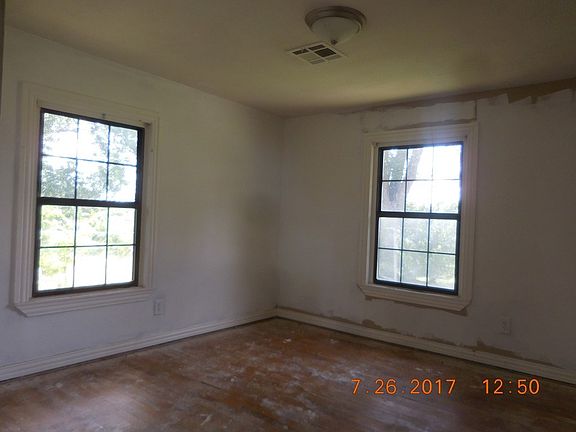 5th image of 646 NW 63rd St