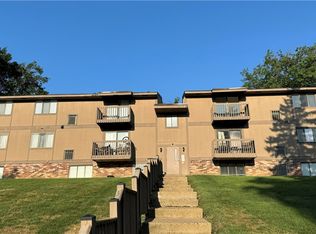 2467 Brook Ledge Rd APT 32B, Bridgeville, PA