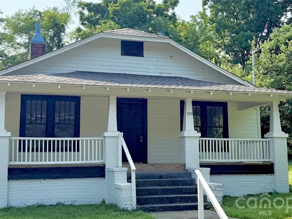 1012 4th St, Statesville, NC 28677