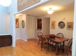 5 Orange Ln #5, Ridgefield, CT 06877