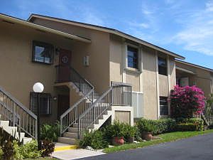 1st image of 1001 SE 6th Ave APT 218