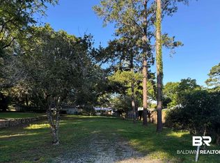 116 Nichols Ave, Fairhope, AL 36532