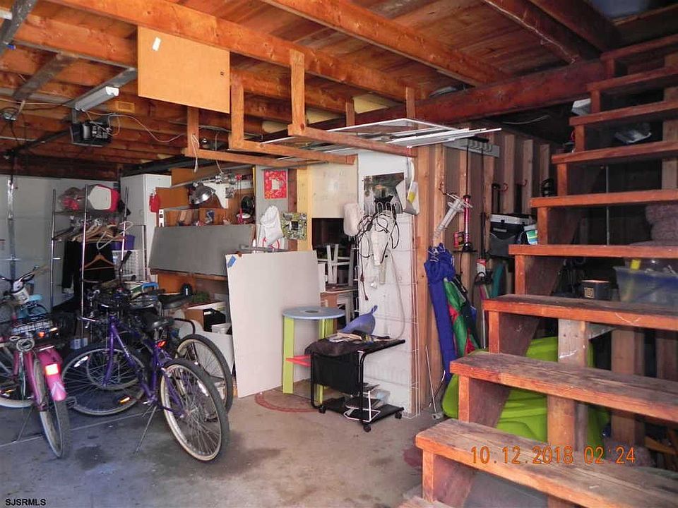 2nd image of 5 Bay Ave