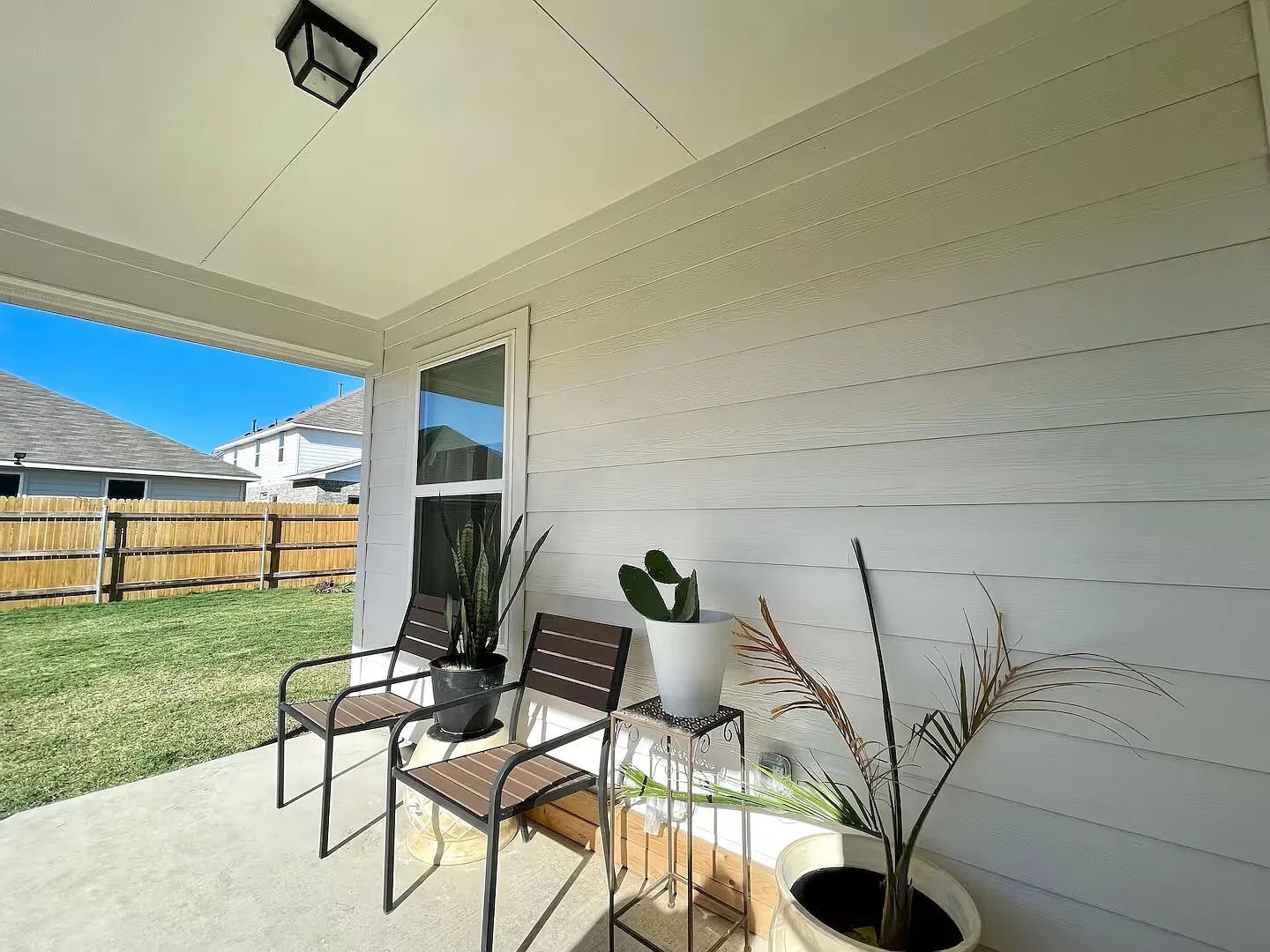 Austin/Manor Home — Photo 2