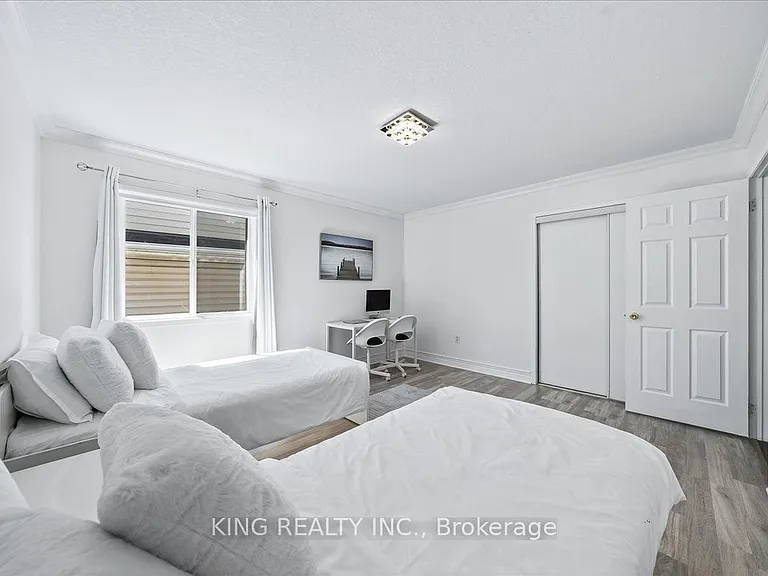 76 Blackburn Dr — Photo 29