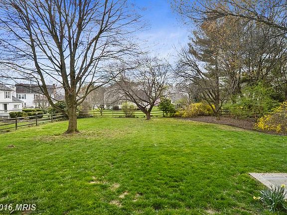 5th image of 20608 Dubois Ct