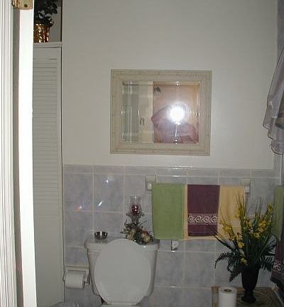 4th image of 2817 Heath Ave