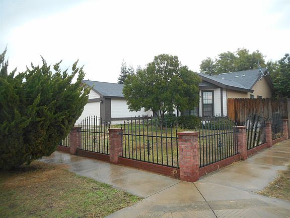 4th image of 980 4th St