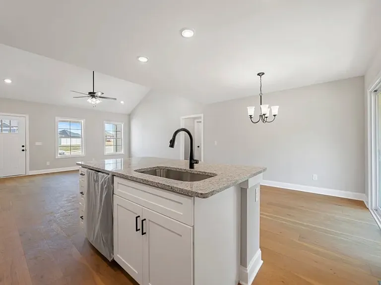 590 Pleasant Meadow Cir — Photo 2