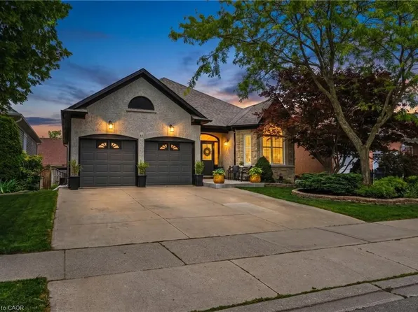 32 Kopperfield Ln, Hamilton, ON L0R 1W0