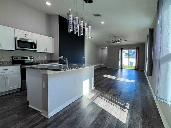 3rd image of 12609 Triple Creek Blvd