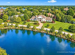 7 Willow Bay Dr, South Barrington, IL 60010