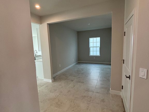 3rd image of 4511 Arden Way