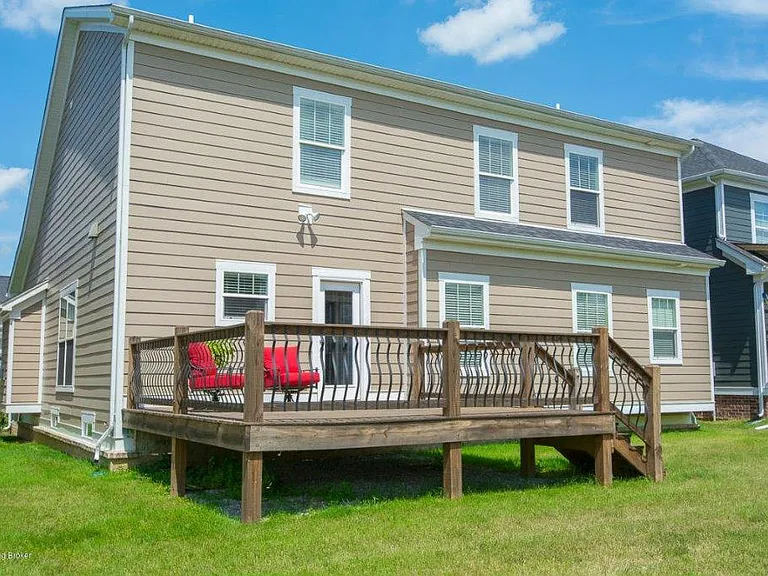 1704 Coral Ct — Photo 27