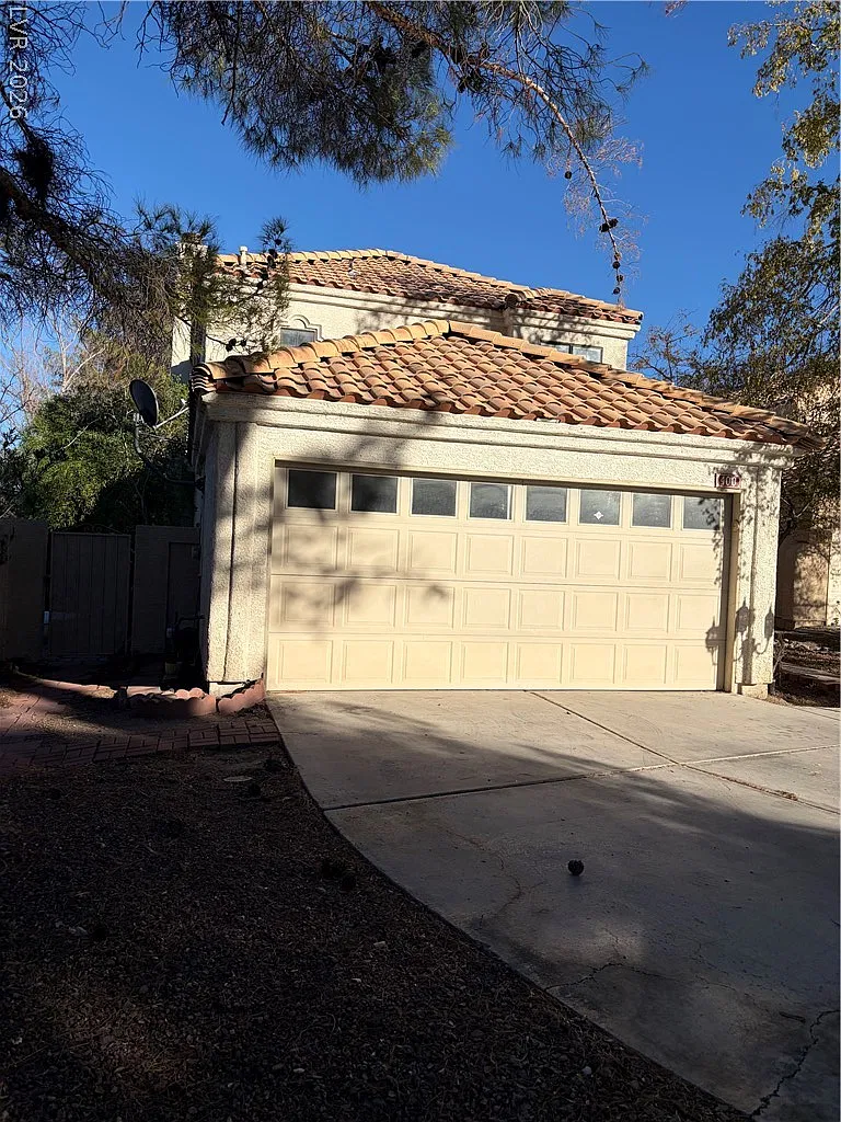 3 bed, 2.5 bath, 1332 sqft, $2,195 — Photo 3