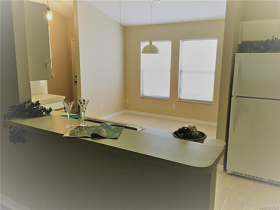 4th image of 6331 W Lexington Dr