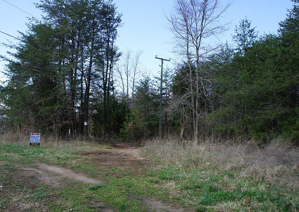 2nd image of L P Bailey Memorial Hwy