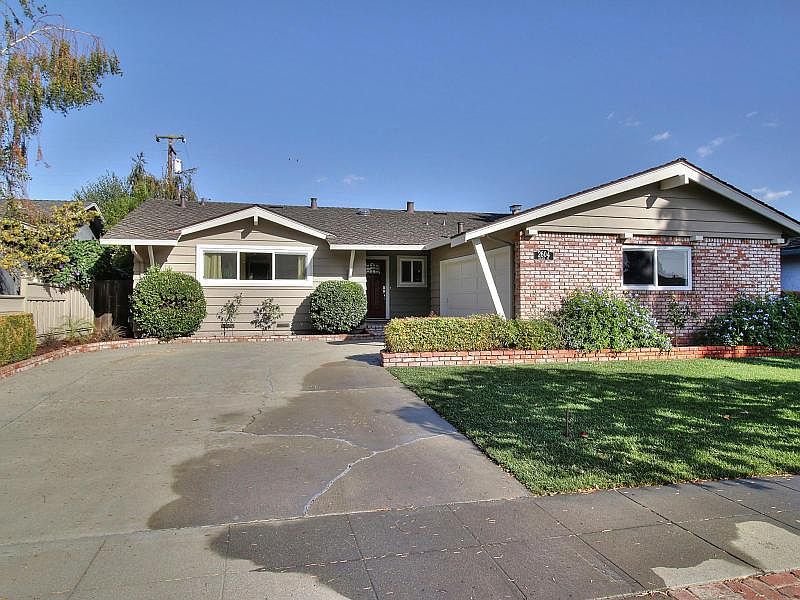 1st image of 2604 Malaga Dr