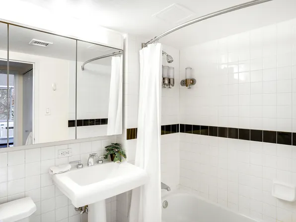 300 West 145th Street image 10 of 17