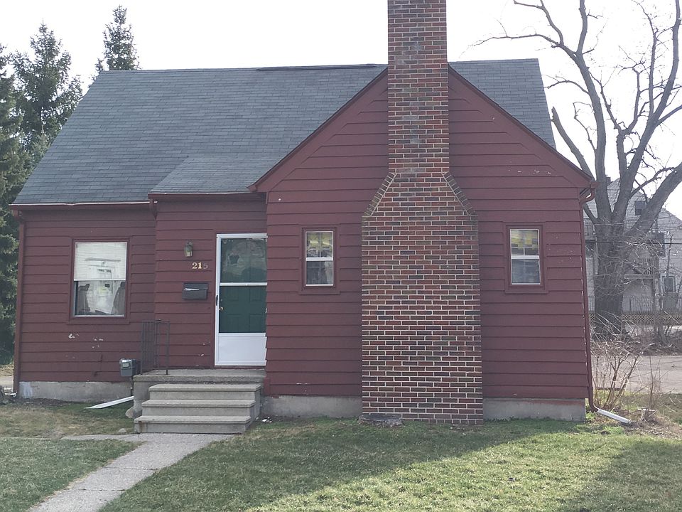 1st image of 215 River St
